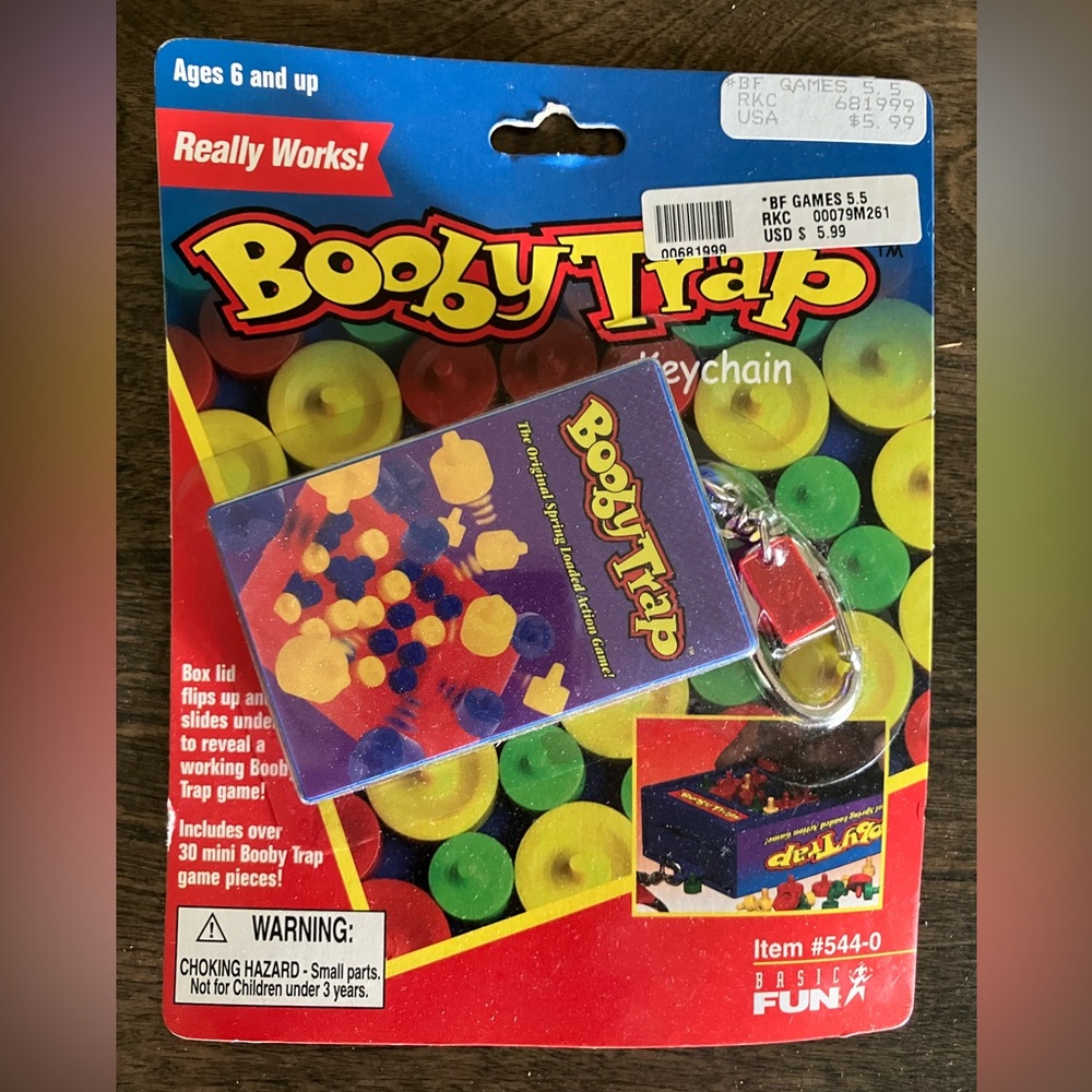 Classic Game Keychain Booby Trap Hasbro Basic Fun 2000